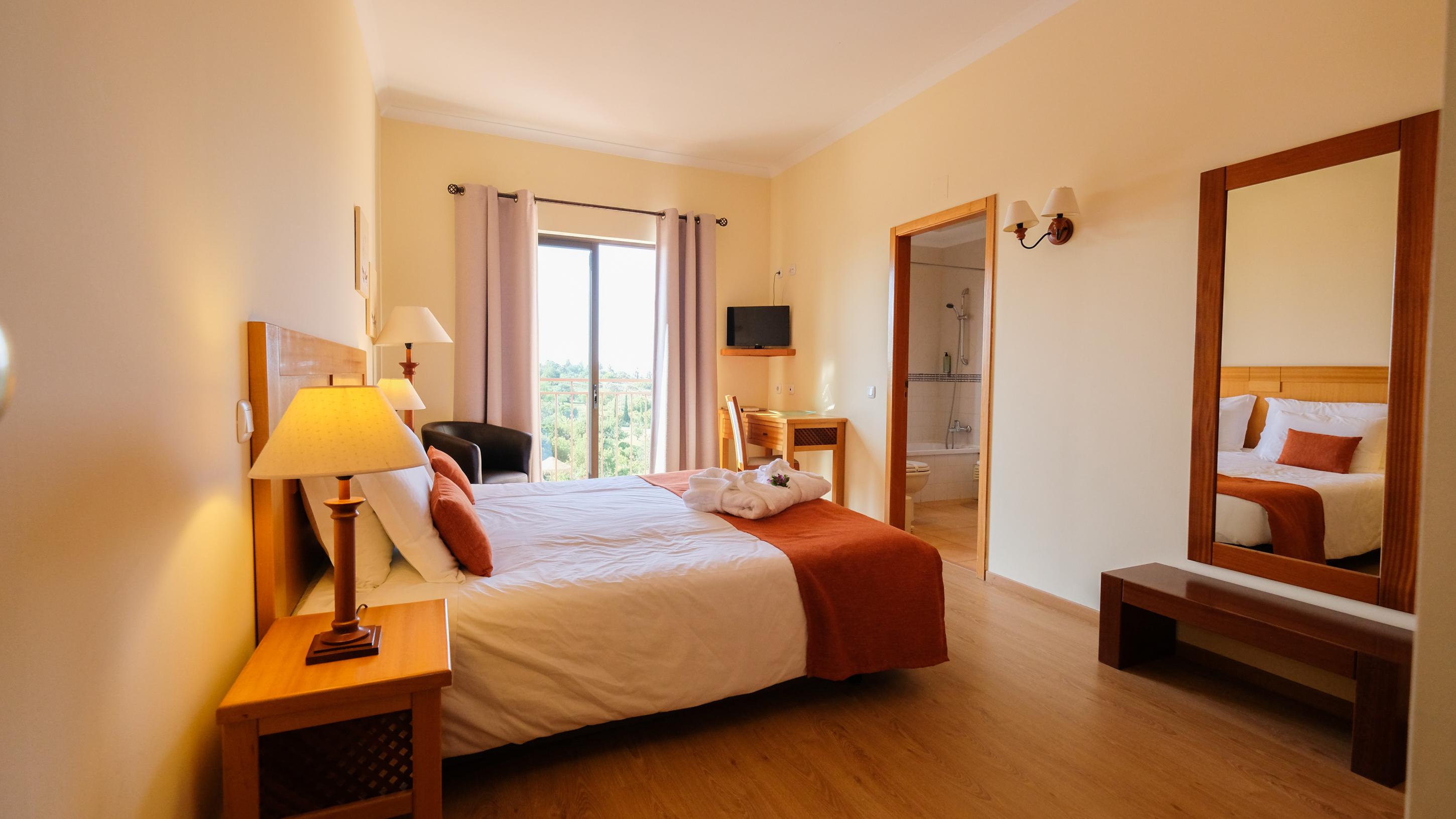 Quinta Dos Poetas Nature Hotel & Apartments Pechão Esterno foto